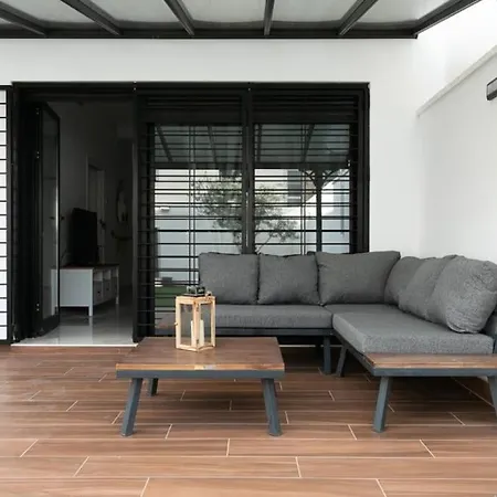 The Butterfly House Сasa de vacaciones *